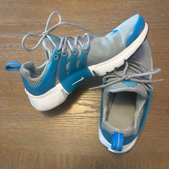 🩵🩶Nike Presto 🩵🩶 - Picture 2 of 2